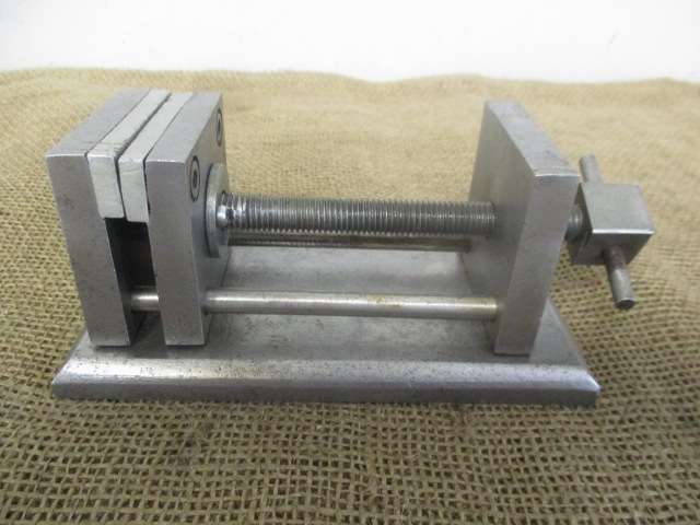 Handy Vintage Machinist Drill Press Vise