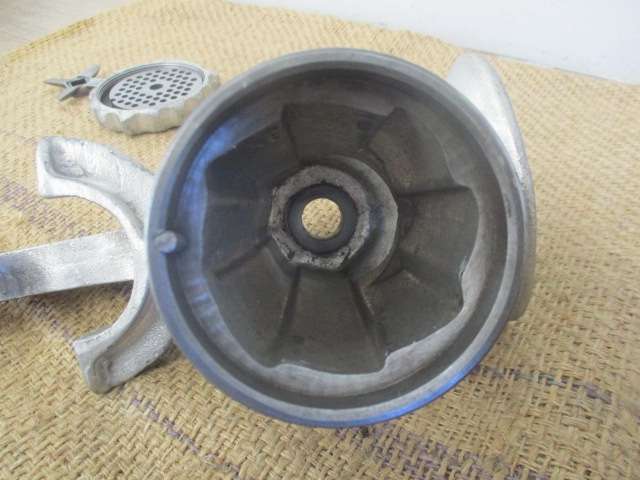 Nice And Hefty Complete Vintage Star No 10 Cast Iron Meat Mincer    China