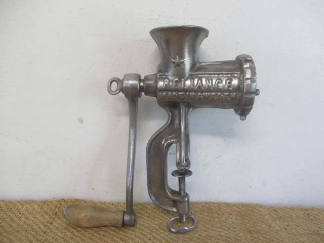 Nice Complete Vintage Husqvarna Reliance No 5 Cast Iron Meat Mincer          Made In Sweden