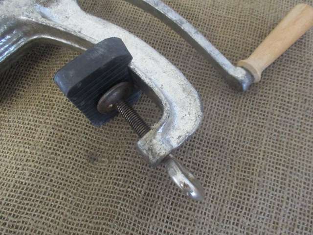 Very Nice And Complete Vintage Cast Iron No 8 Alfa 1 Meat Mincer         Made In Germany