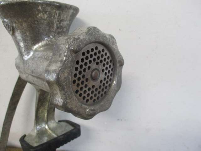 Very Nice And Complete Vintage Cast Iron No 8 Alfa 1 Meat Mincer         Made In Germany