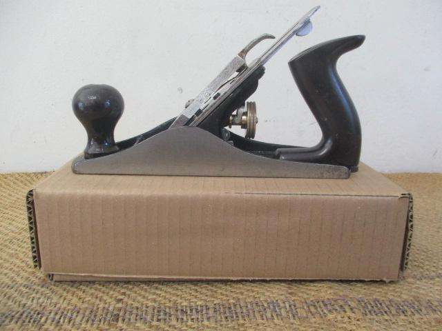 Vintage Stanley Bailey 12-004 No 4 Hand Plane        Made In England