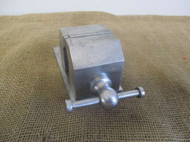 An Extremely Macho Man Machinist Drill Press Vise