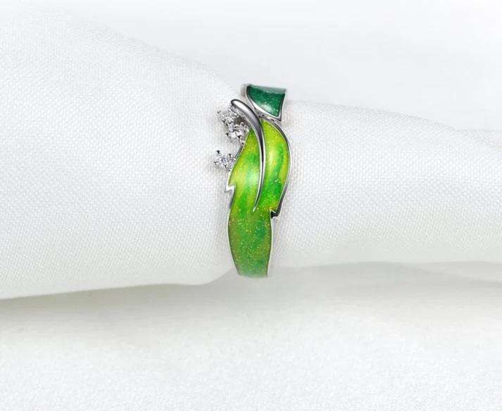 S925 Sterling Silver Leaf Ring Enamel Painted- Size 8 (P)