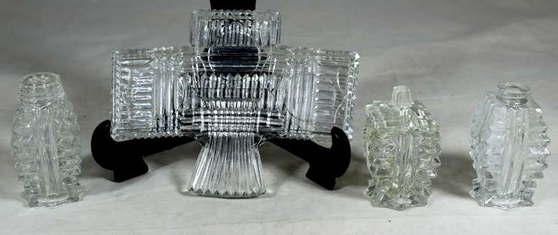 Novelty glass condiment set