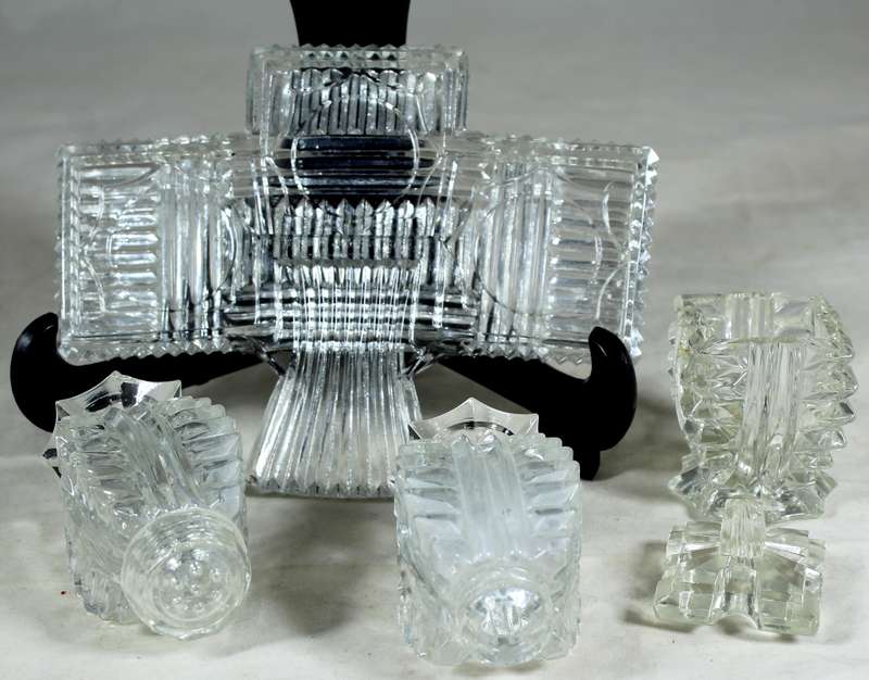 Novelty glass condiment set