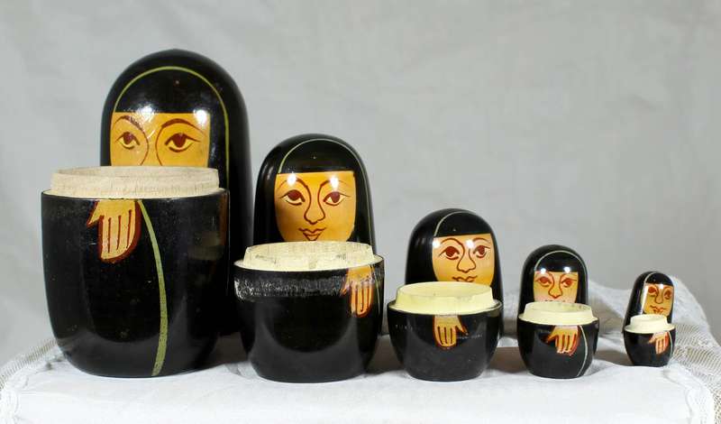 Russian nesting dolls in black