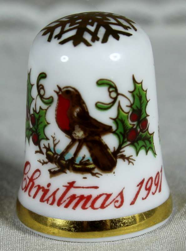Bone China thimble - Caverswall - Christmas 1991