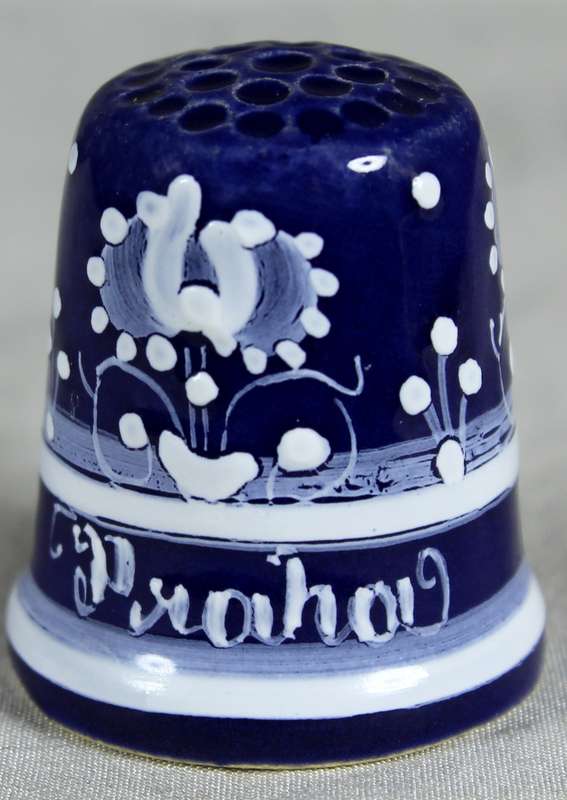 Bone China thimble - embossed - flowers on blue