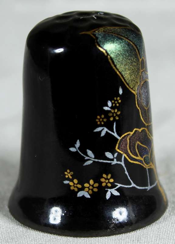 Bone China thimble - Cloissone type flowers