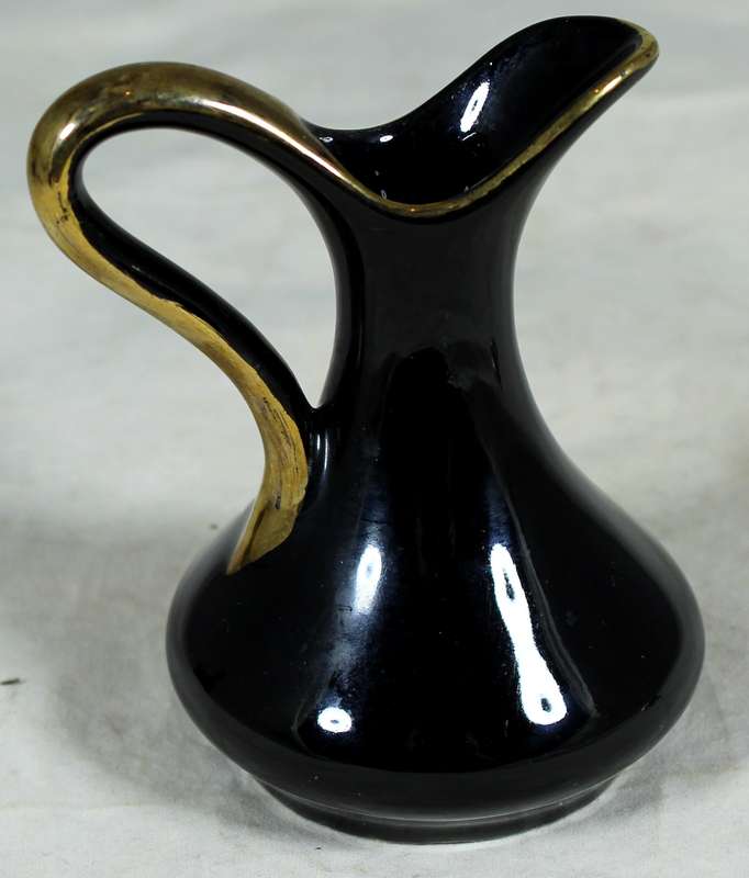 Crescent Ware posy vase