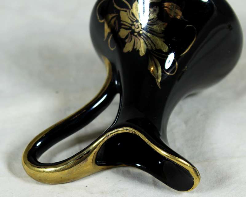 Crescent Ware posy vase