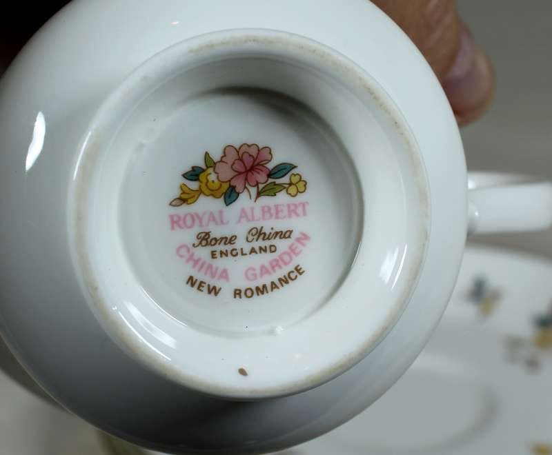 Royal Albert - New Romance trio