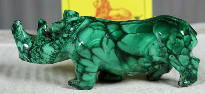 Medium malachite rhino
