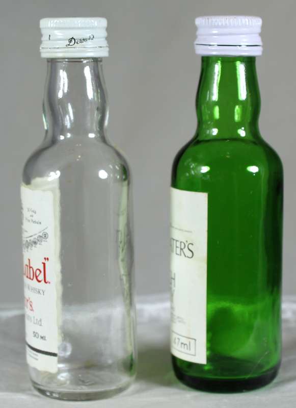 Mini liquor bottle - Empty - Pair of White Label & Findlater's bottles