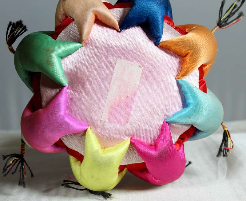 Vintage 8 Chinese men pin cushion