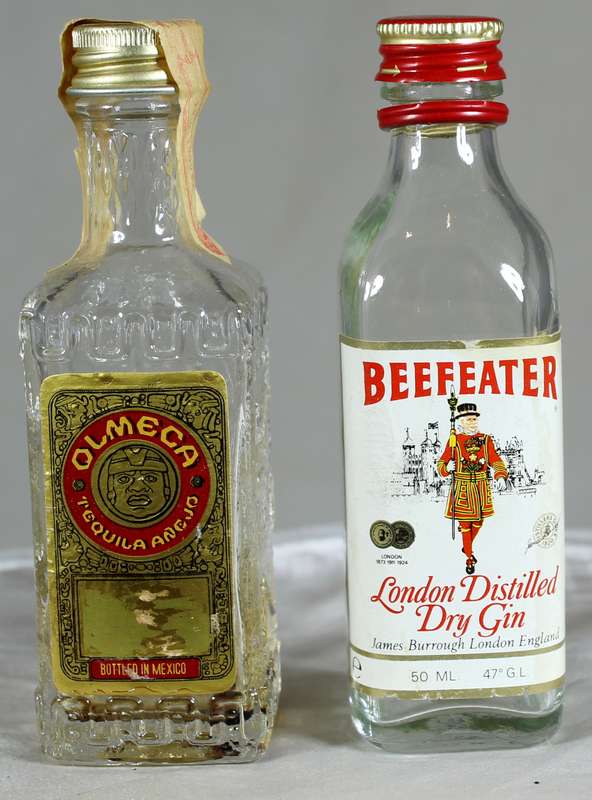 Mini liquor bottle - Empty - Pair of Olmeca & Beefeater bottles