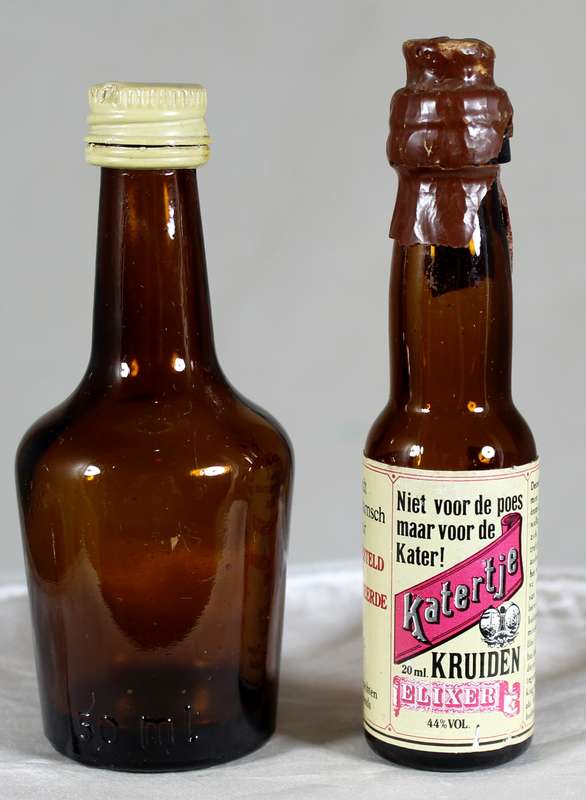 Mini liquor bottle - Empty - Pair of Ketertje & other bottles