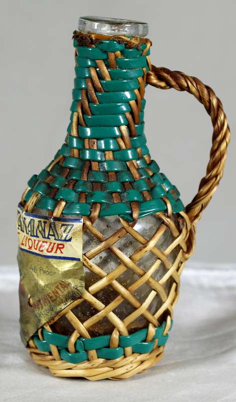 Mini liquor bottle - Empty - Ananaz bottle