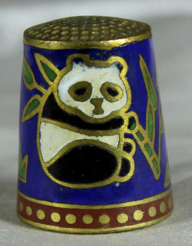 Cloisonne thimble - panda