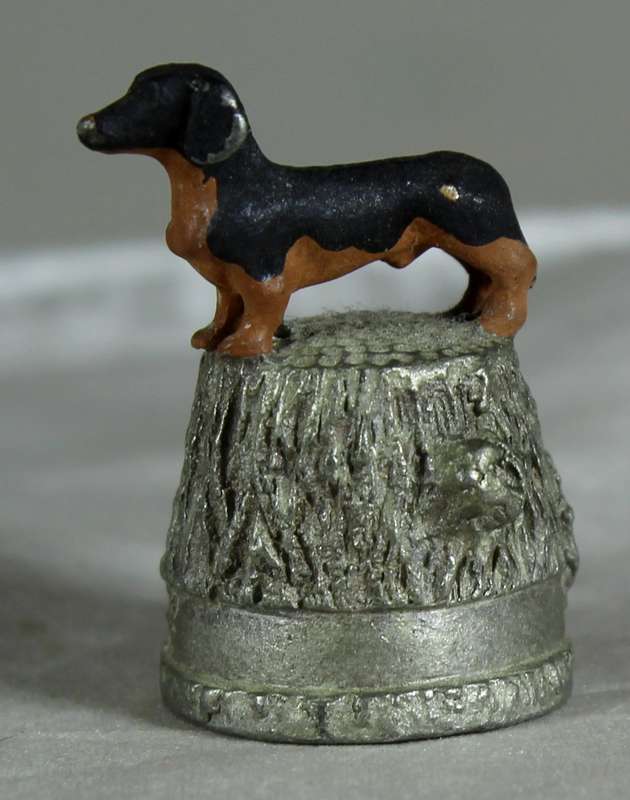 Metal thimble - MW England Dachshund
