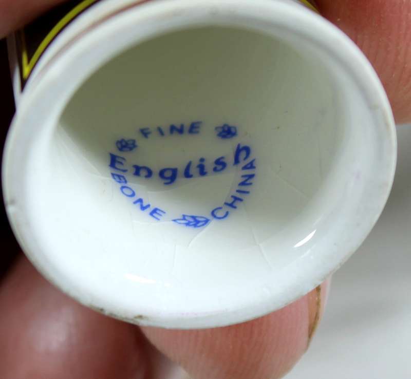 Advertising thimble - Hooch