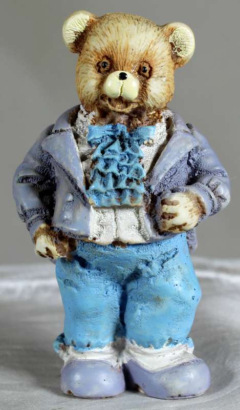 Pappa bear with a cravat