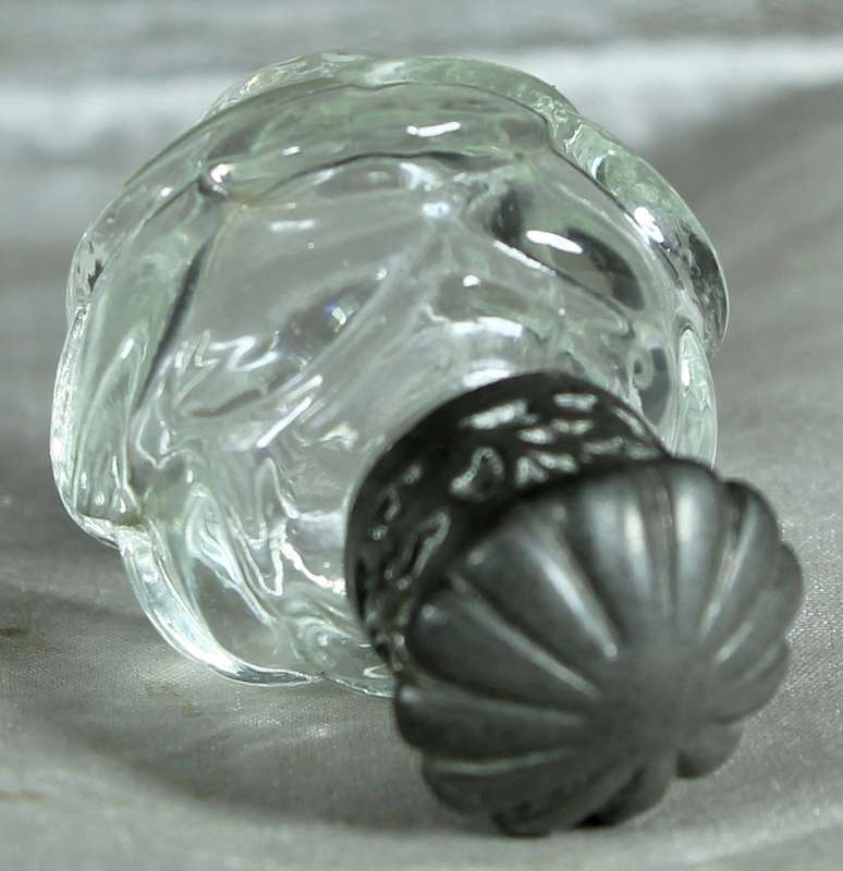 Miniature perfume bottle with metal top