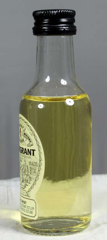 Mini liquor bottle - Glen Grant whisky