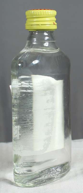 Mini liquor bottle - Gordon's London dry gin