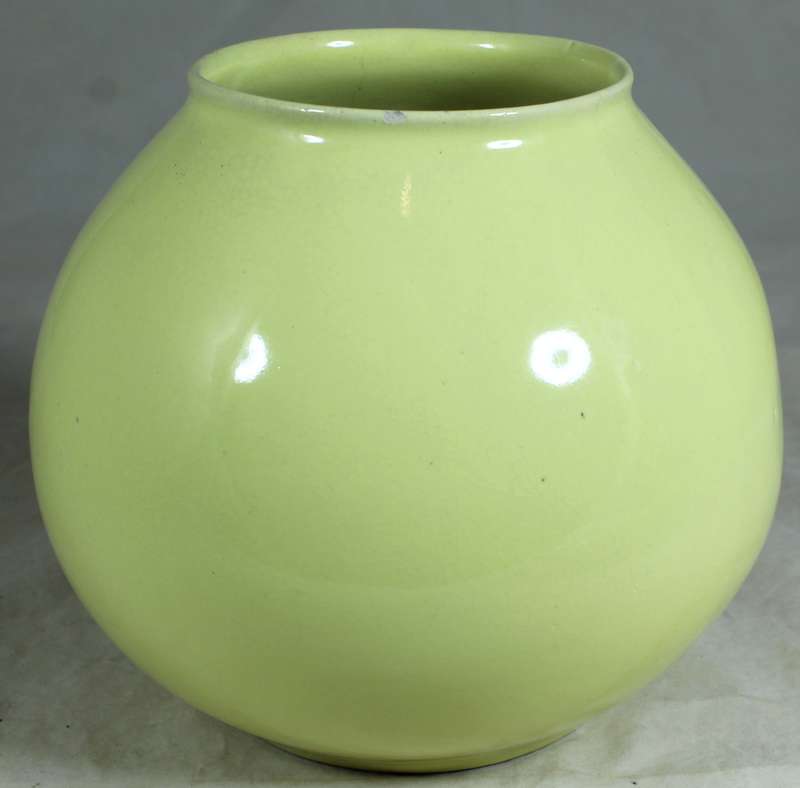 Drostdy bulbous vase