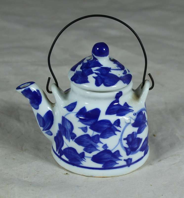 Small porcelain blue and white kettle