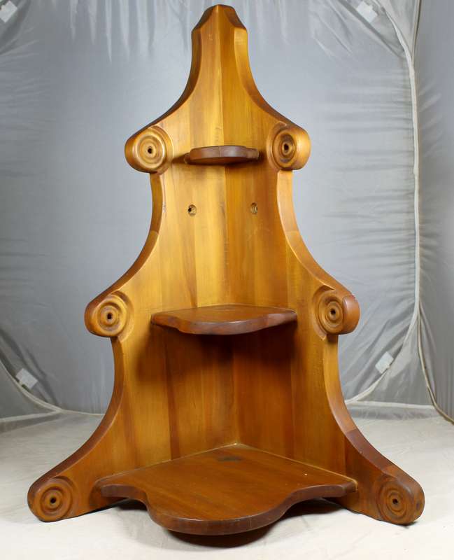 Wooden corner trinket rack