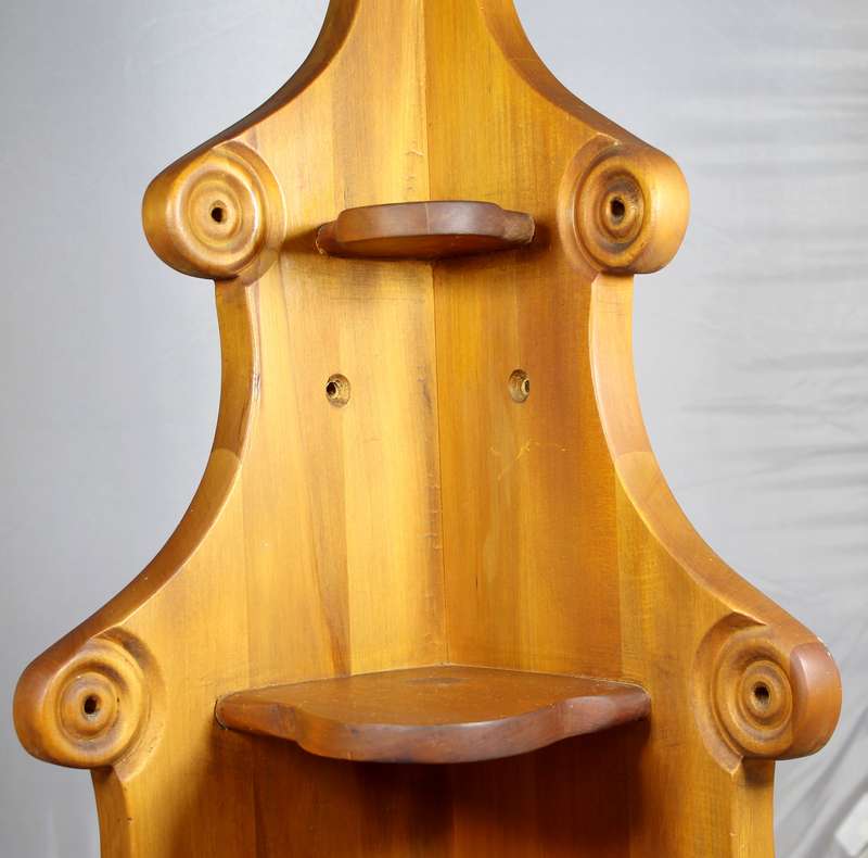Wooden corner trinket rack
