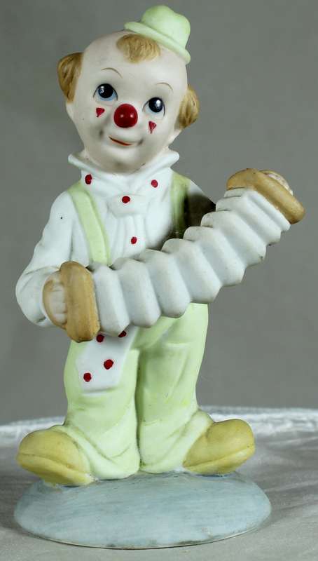 Clown playing the accordion