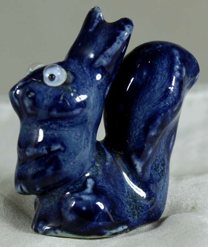 Miniature ceramic bunny