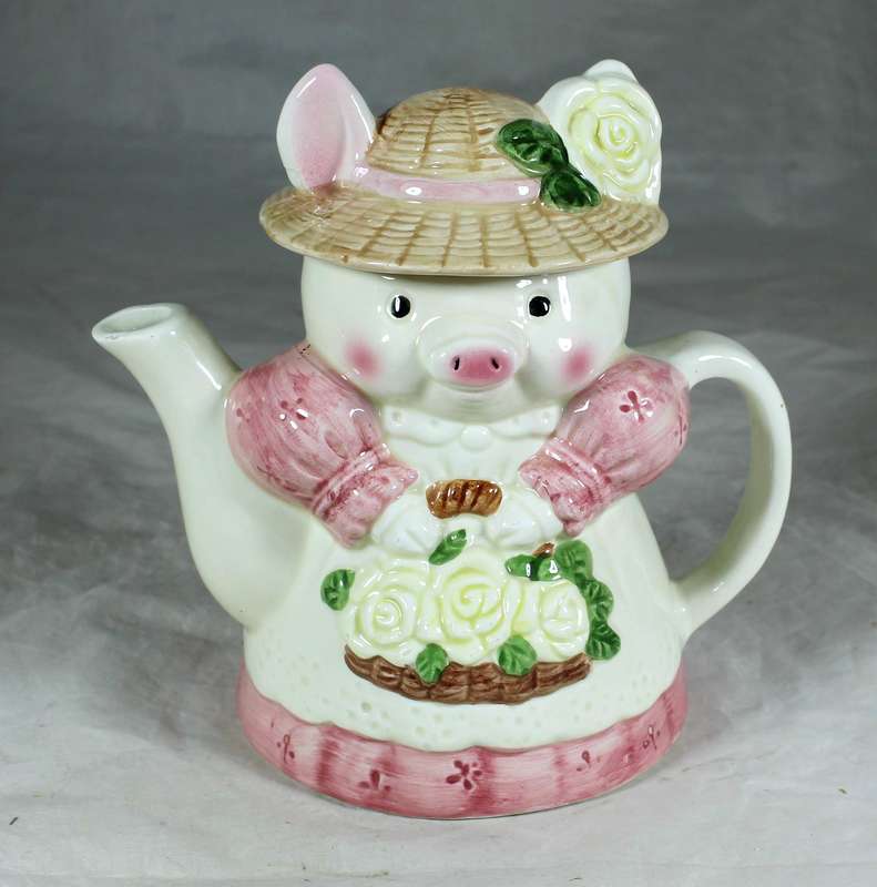 Ornamental porcelain kettle, Miss Piggy