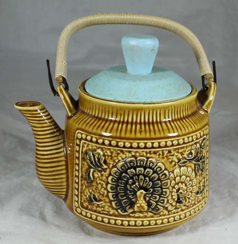 Ornamental Japanese kettle