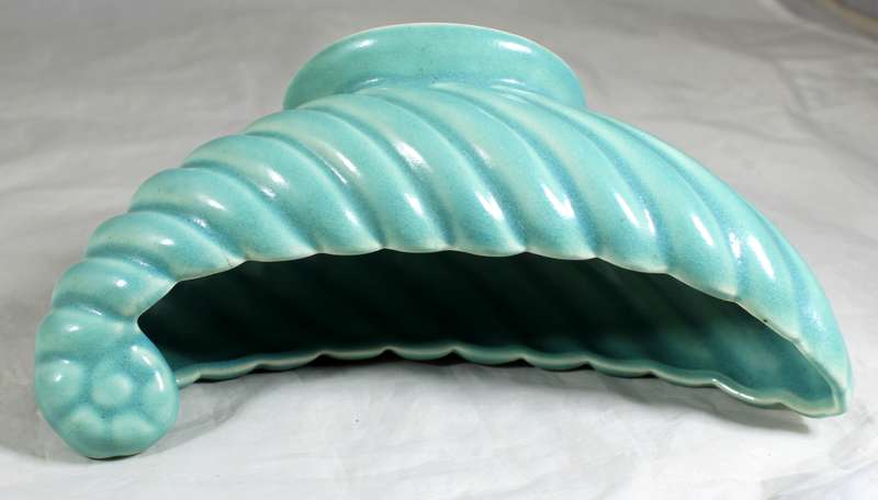 Drostdy shell vase