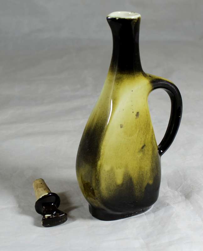 Flora Ann - vinegar dispenser with zebra