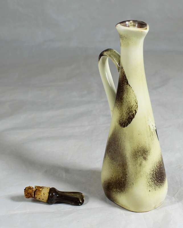 Crescent Ware - vinegar dispenser