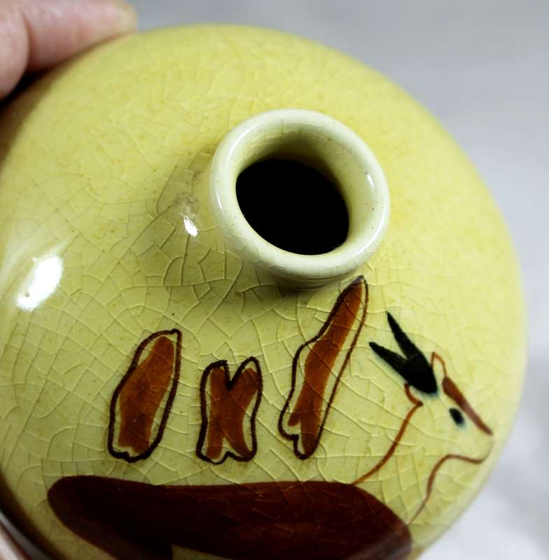 Drostday - small bulbous vase