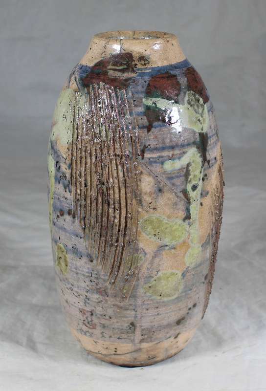 Hand made ceramic vase with glazing