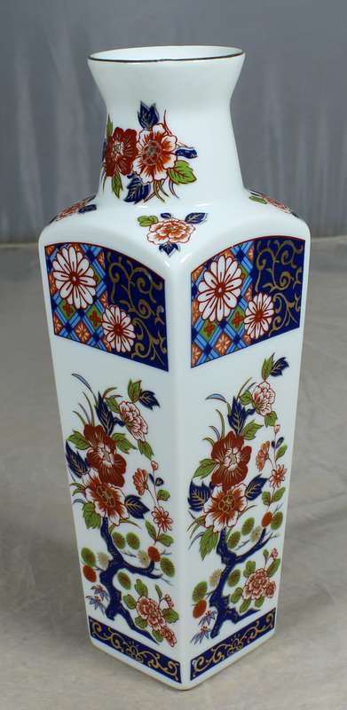 Imari style vase