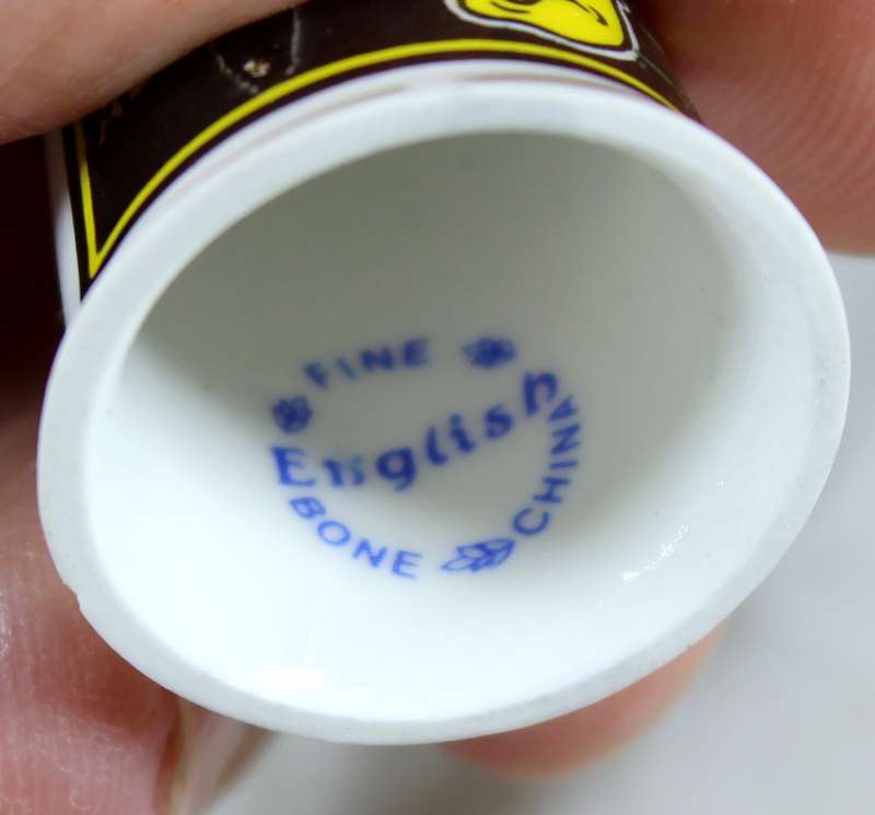 Advertising thimble - Hooch