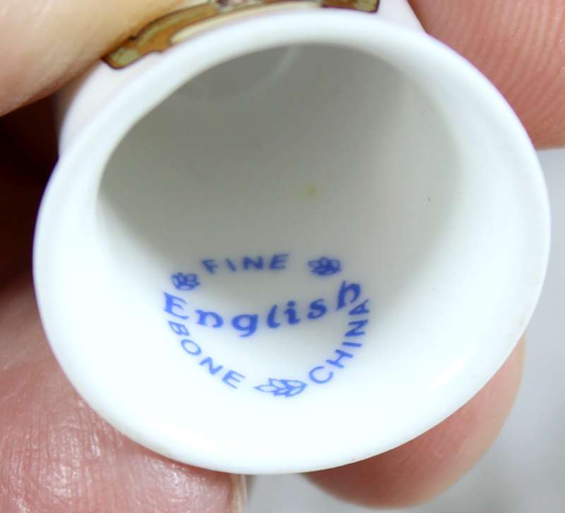 Advertising thimble - Grants whisky