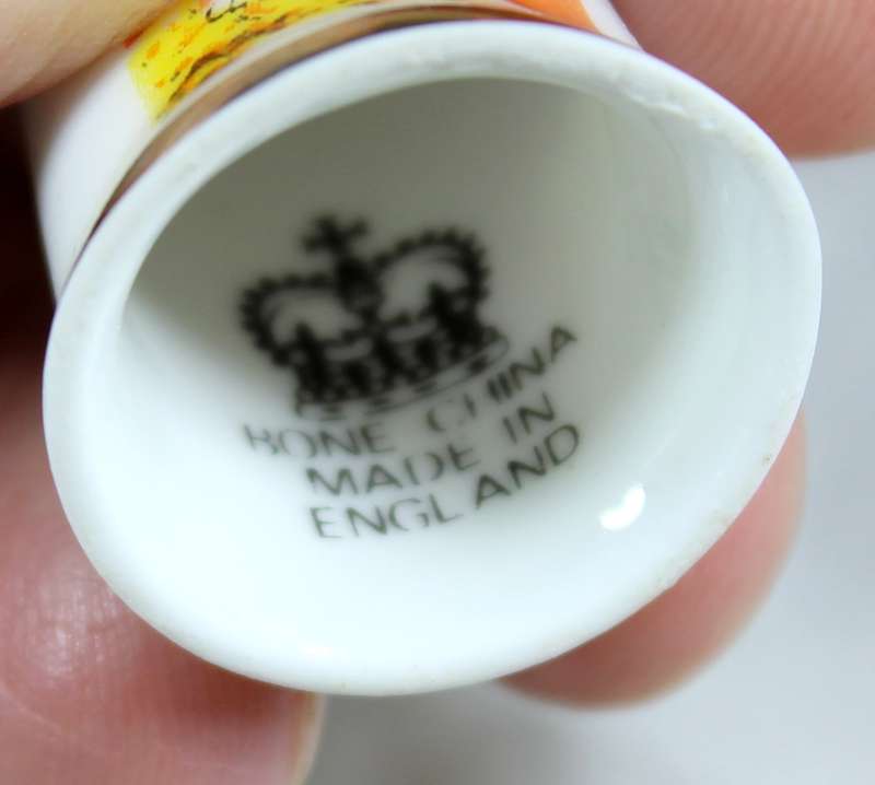 Advertising thimble - Kelloggs loops