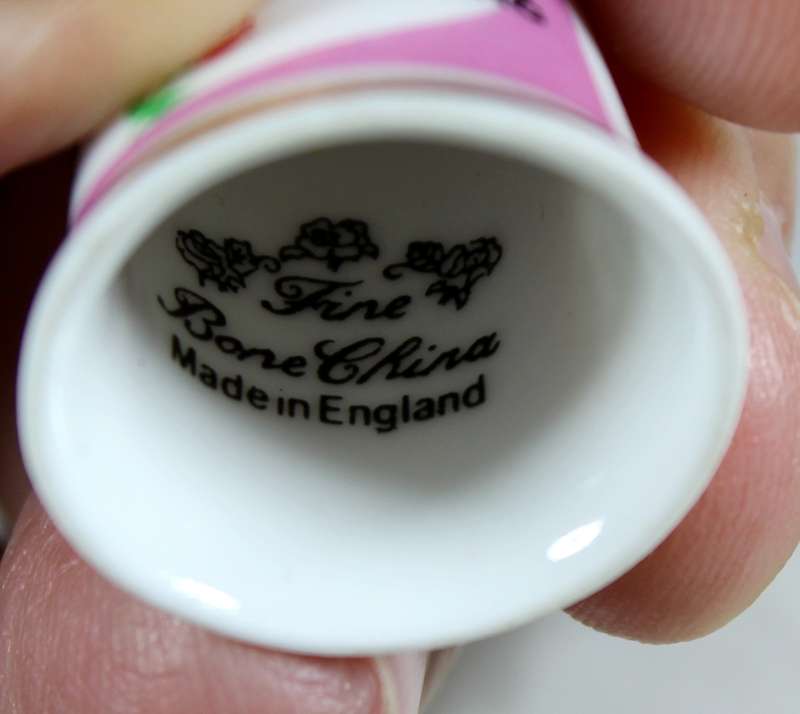 Advertising thimble - Andrex