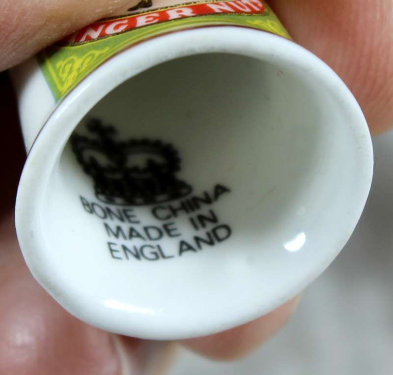 Advertising thimble - Huntley & Palmers