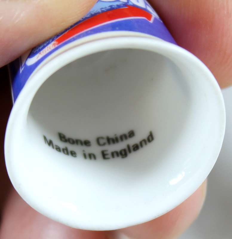 Advertising thimble - Domestos